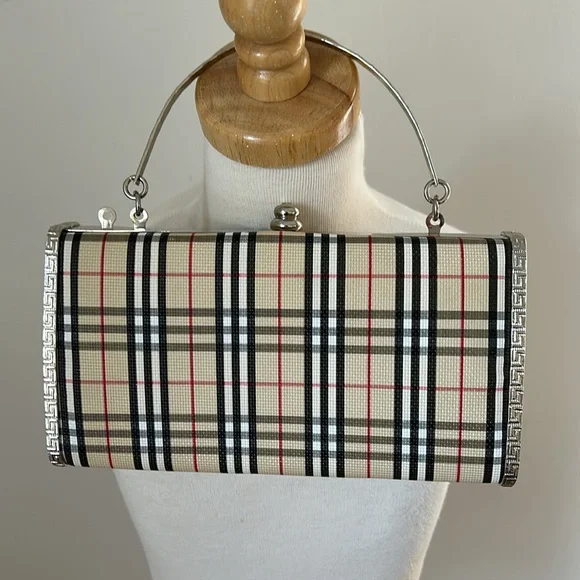 Fashion Plaid Vinyl/Silver Tone Metal Purse - Picture 2 of 10